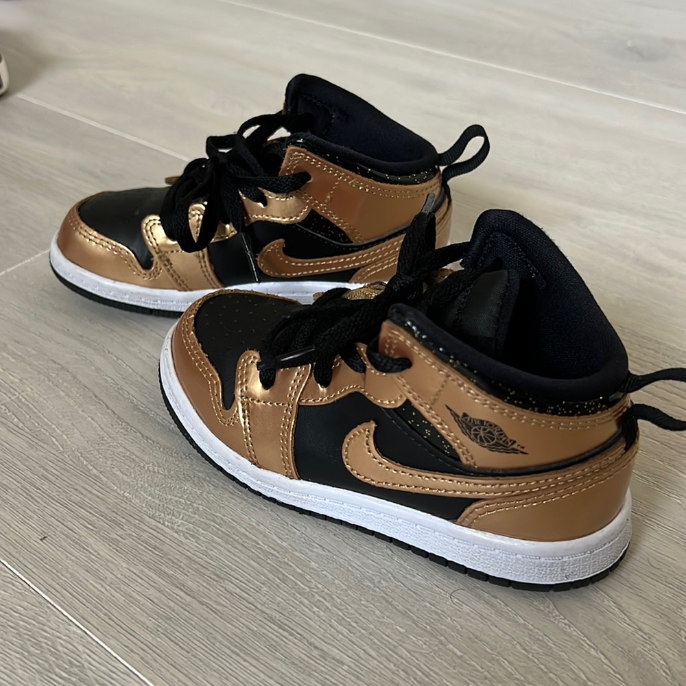 Nike Air Jordan’s - Black & Gold